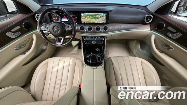 Mercedes-Benz E-Class E220d Exclusive