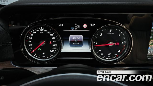 Mercedes-Benz E-Class E220d Exclusive
