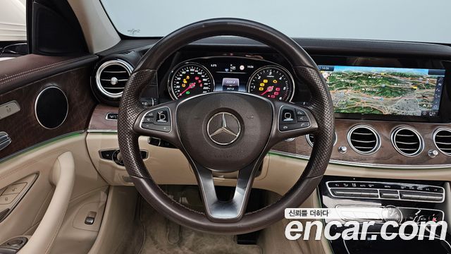 Mercedes-Benz E-Class E220d Exclusive
