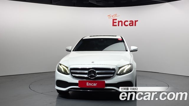 Mercedes-Benz E-Class E300 Avantgarde