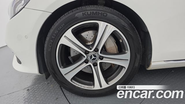 Mercedes-Benz E-Class E300 Avantgarde