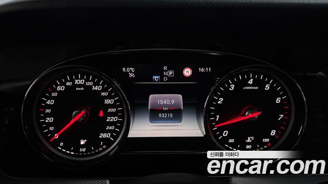Mercedes-Benz E-Class E300 Avantgarde