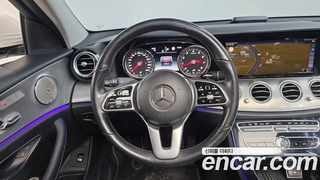 Mercedes-Benz E-Class E300 Avantgarde