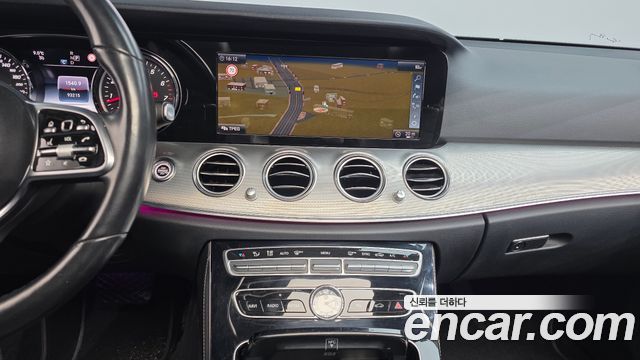 Mercedes-Benz E-Class E300 Avantgarde