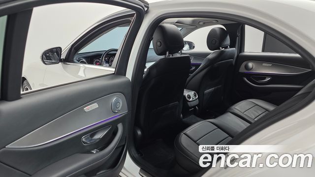 Mercedes-Benz E-Class E300 Avantgarde