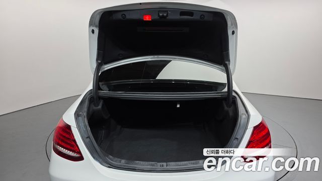 Mercedes-Benz E-Class E300 Avantgarde