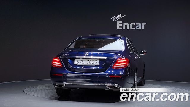 Mercedes-Benz E-Class E300 Avantgarde