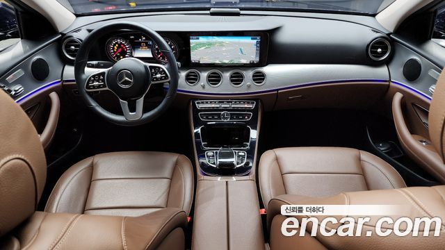 Mercedes-Benz E-Class E300 Avantgarde