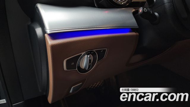 Mercedes-Benz E-Class E300 Avantgarde