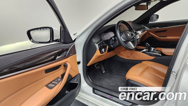 BMW 5-Series 520i M Sport