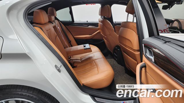 BMW 5-Series 520i M Sport