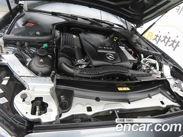 Mercedes-Benz E-Class E300e 4MATIC Exclusive