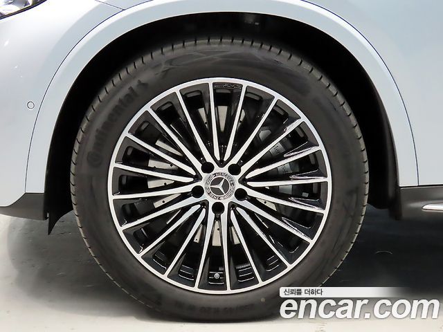 Mercedes-Benz GLC-Class GLC300 4MATIC Coupe