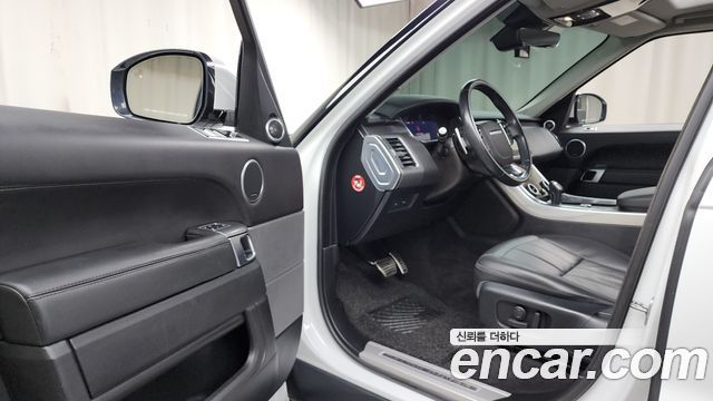 Land Rover Range Rover Sport 3.0 SDV6 HSE Dynamic
