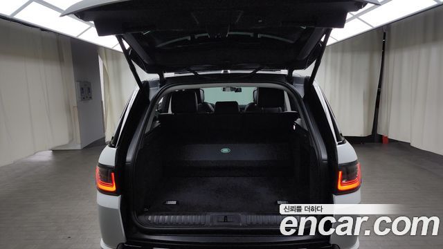 Land Rover Range Rover Sport 3.0 SDV6 HSE Dynamic