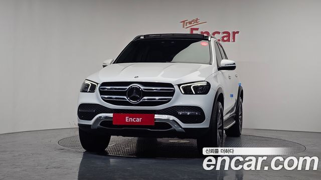 Mercedes-Benz GLE-Class GLE300d 4MATIC