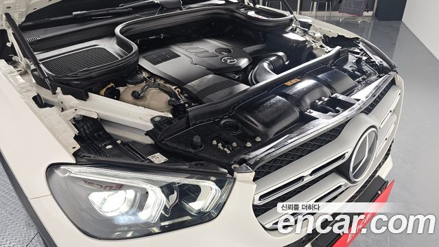 Mercedes-Benz GLE-Class GLE300d 4MATIC