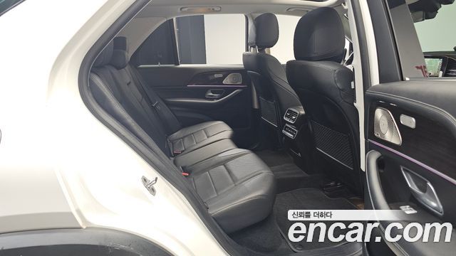 Mercedes-Benz GLE-Class GLE300d 4MATIC