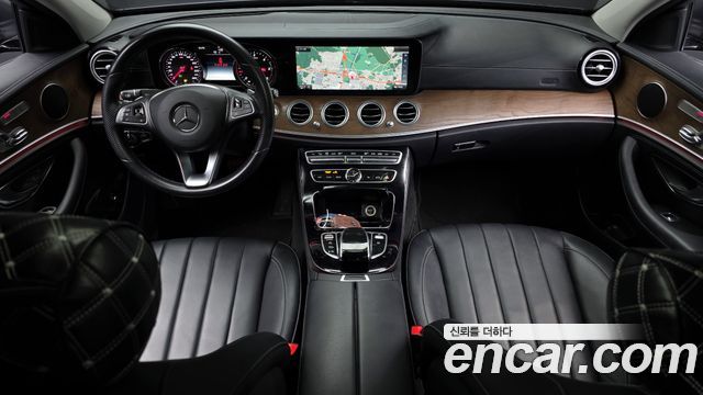 Mercedes-Benz E-Class E220d Exclusive