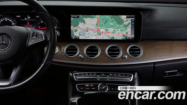 Mercedes-Benz E-Class E220d Exclusive
