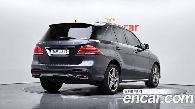 Mercedes-Benz GLE-Class GLE350 d 4MATIC