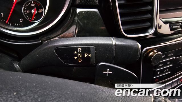 Mercedes-Benz GLE-Class GLE350 d 4MATIC