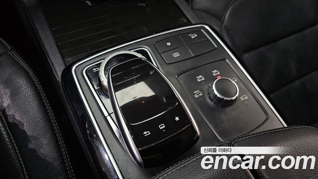 Mercedes-Benz GLE-Class GLE350 d 4MATIC