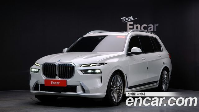 BMW X7 xDrive 40i Design Pure Excellence 6-Seater