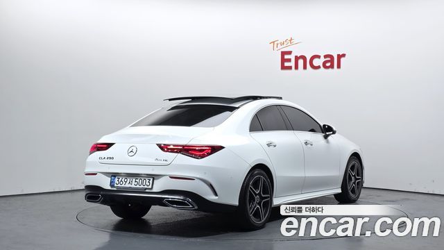 Mercedes-Benz CLA-Class CLA250 4MATIC