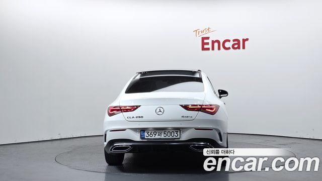 Mercedes-Benz CLA-Class CLA250 4MATIC