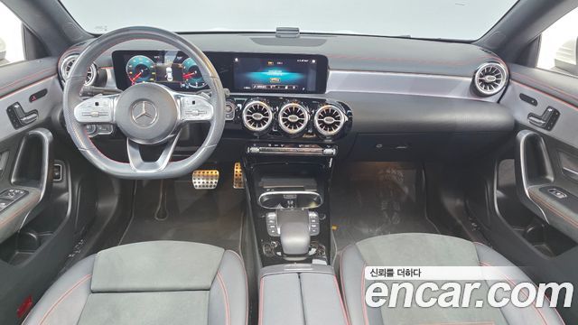 Mercedes-Benz CLA-Class CLA250 4MATIC