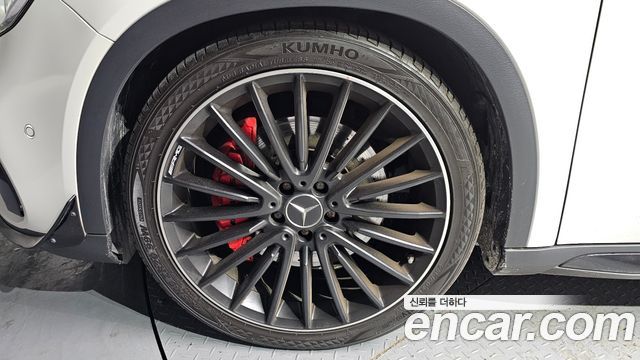 Mercedes-Benz GLA-Class GLA45 AMG 4MATIC