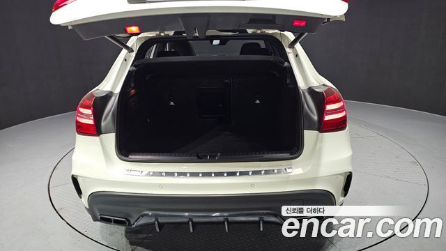 Mercedes-Benz GLA-Class GLA45 AMG 4MATIC