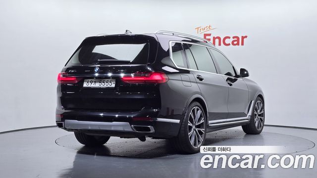 BMW X7 xDrive 30d Design Pure Excellence First Edition 6-Seater