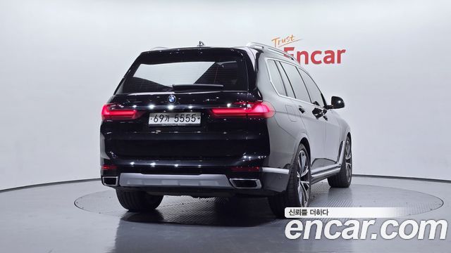 BMW X7 xDrive 30d Design Pure Excellence First Edition 6-Seater