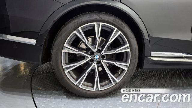 BMW X7 xDrive 30d Design Pure Excellence First Edition 6-Seater