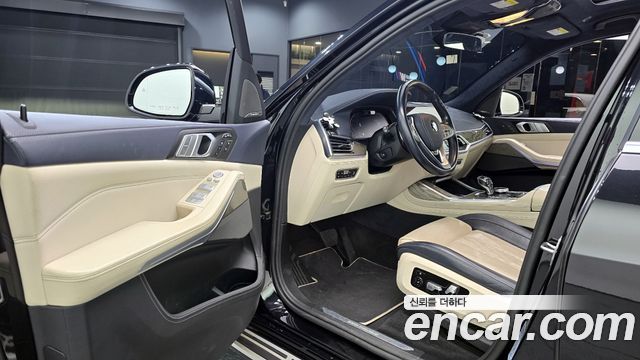 BMW X7 xDrive 30d Design Pure Excellence First Edition 6-Seater
