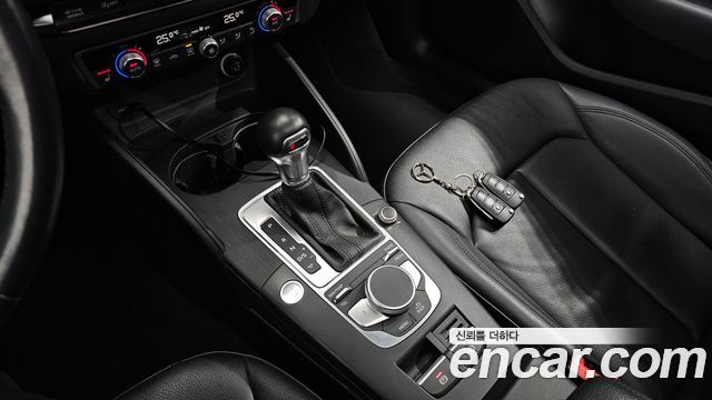 Audi Nyu A3 40 TFSI