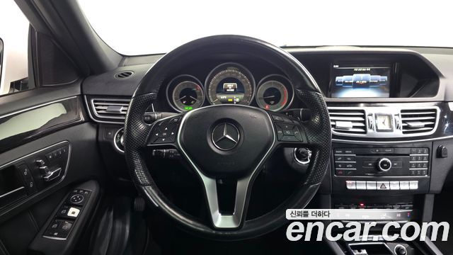 Mercedes-Benz E-Class E220 Bluetec Avantgarde
