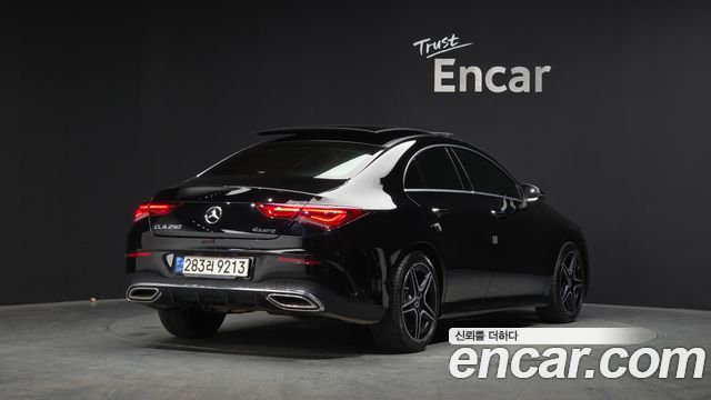 Mercedes-Benz CLA-Class CLA250 4MATIC