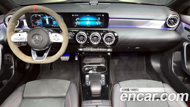Mercedes-Benz CLA-Class CLA250 4MATIC
