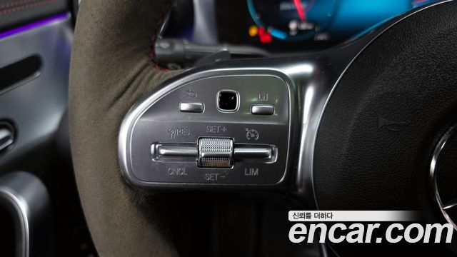 Mercedes-Benz CLA-Class CLA250 4MATIC