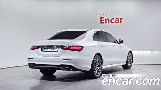 Mercedes-Benz E-Class E220d 4MATIC AMG Line