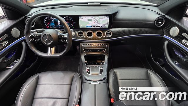 Mercedes-Benz E-Class E220d 4MATIC AMG Line