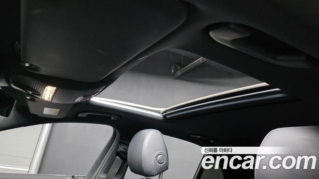 Mercedes-Benz E-Class E220d 4MATIC AMG Line