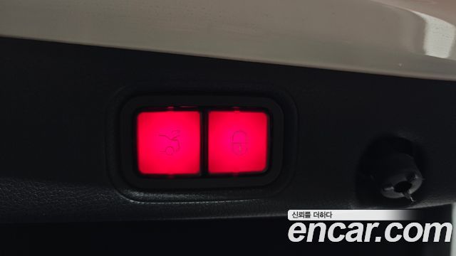 Mercedes-Benz E-Class E220d 4MATIC AMG Line