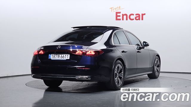Mercedes-Benz E-Class E200 Avantgarde
