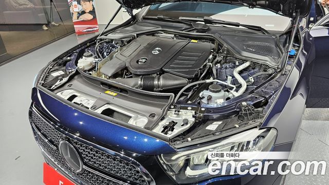 Mercedes-Benz E-Class E200 Avantgarde
