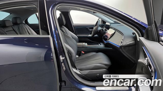 Mercedes-Benz E-Class E200 Avantgarde
