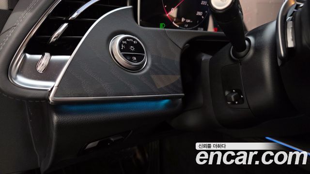 Mercedes-Benz E-Class E200 Avantgarde